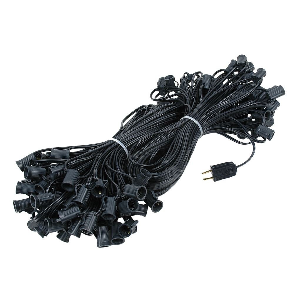 Novelty Lights 200 Foot C7 Outdoor String Light & Christmas Stringer