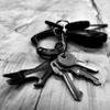 Gerber Shard 7-in-1 EDC Keychain Multitool, Bottle Opener, Pry Bar, Black view 4