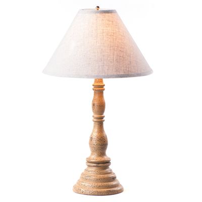 Irvin's Tinware Davenport Lamp in Americana Pearwood with Shade