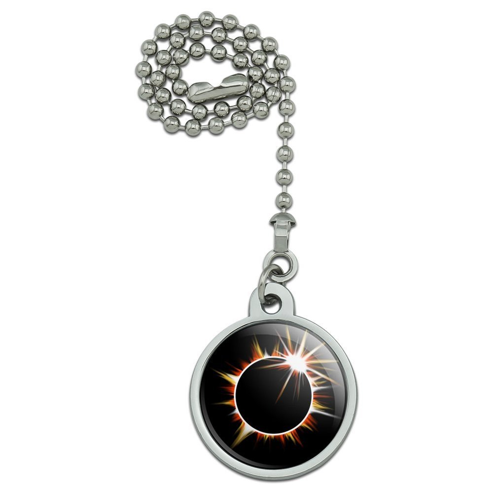 GRAPHICS & MORE Total Solar Eclipse Painted Ceiling Fan and Light Pull Chain