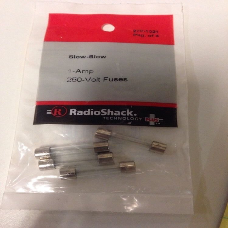Slow-Blow 1-Amp 250-Volt Fuses #270-1021
