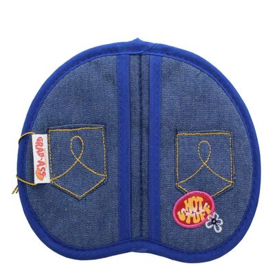 The Trend Setter Oven Mitt