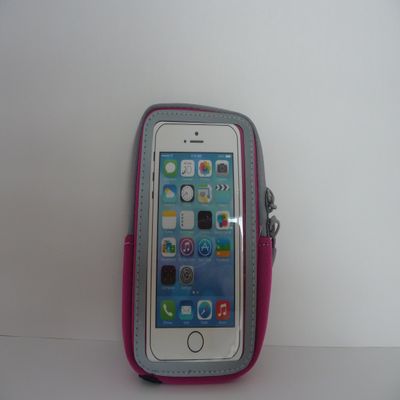 RUNNING ARMBAND FOR TWO WAYS USE - ARM AND WRIST FOR IPHONE 6 (4.7 INCHES), WITH POCKET FOR PERSONAL BELONGINGS