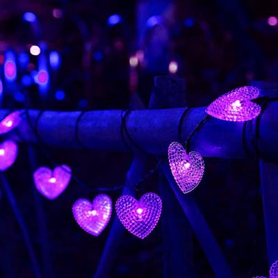 WONFAST Solar Heart String Lights, Waterproof 20ft 30 LED Heart-Shaped 8 Mode Solar Starry Lighting Christmas Fairy String Lights for Gardens Path Homes Wedding Party Decor(Purple)