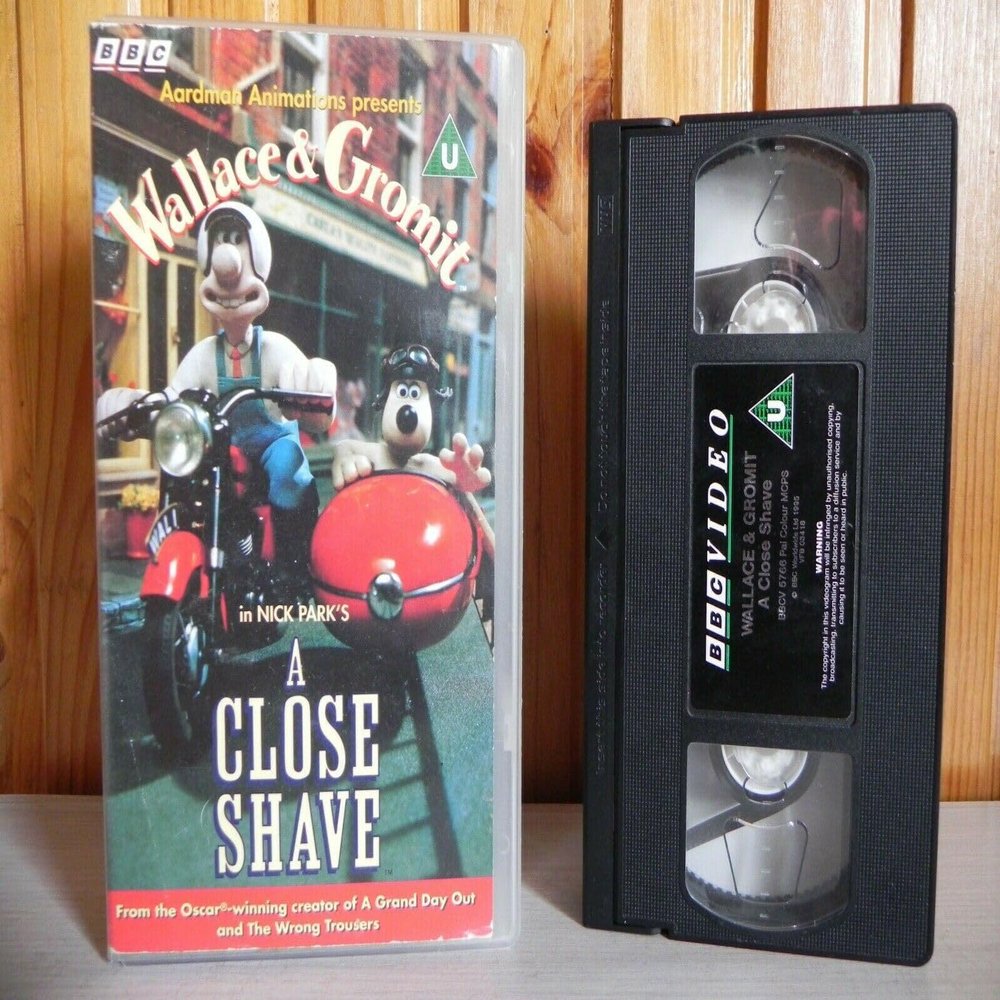 Wallace and Gromit in A Close Shave [VHS]