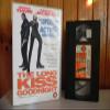 The Long Kiss Goodnight [VHS] view 1
