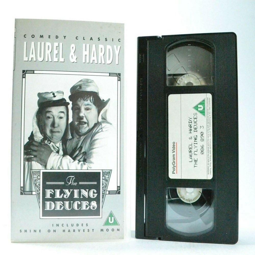 Laurel And Hardy: The Flying Deuces [VHS]