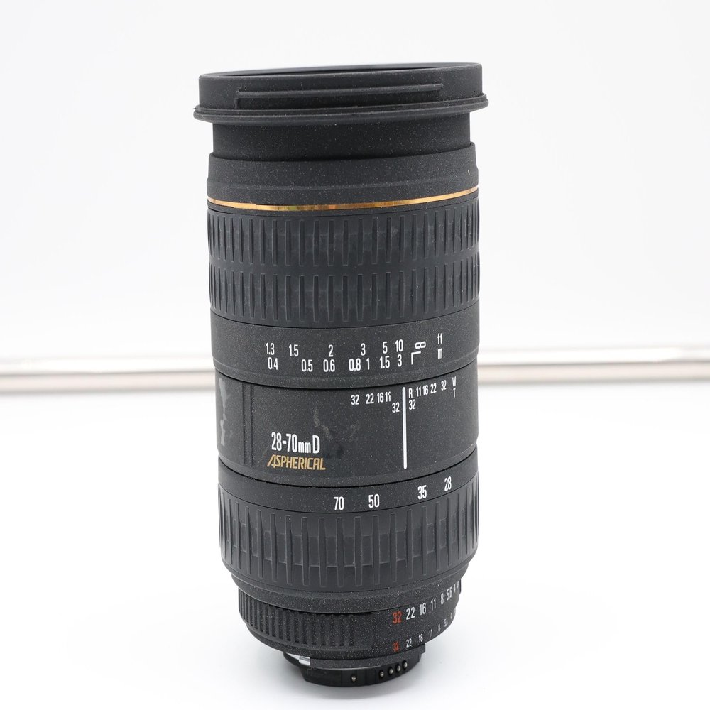 Sigma 28-70mm F2.8 EX Aspherical Lens for Nikon-AF Camera