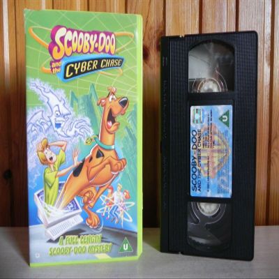 Scooby Doo and the Cyber Chase [VHS]