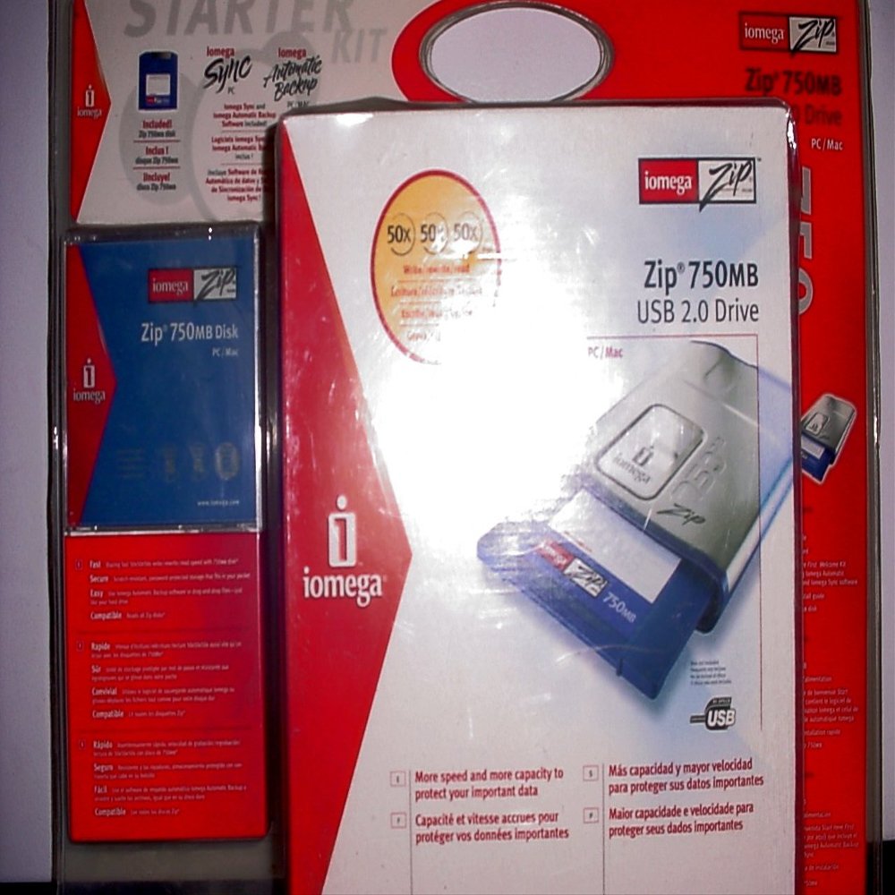 Iomega Zip 750MB USB 2.0 Drive - External
