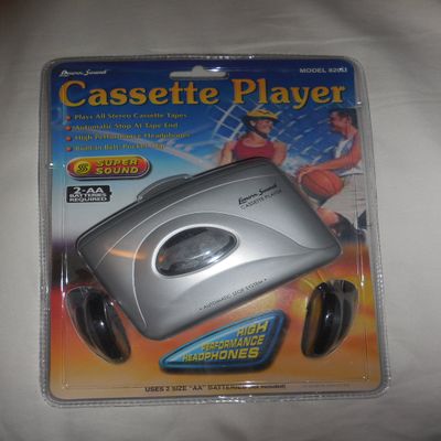 Model 820 Cassette Player