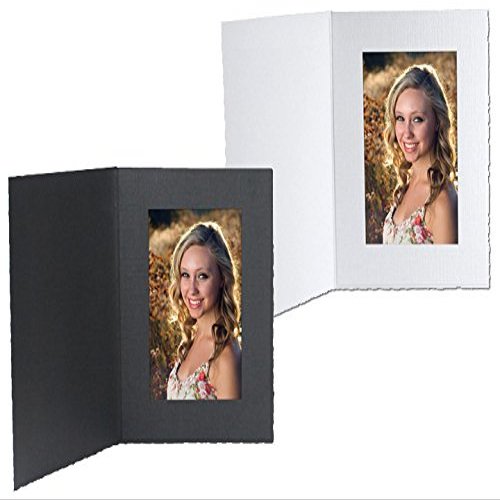 White Portrait Folder: Plain Border for 8" x 10" vertical prints