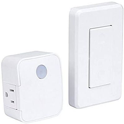 Westek Indoor Wireless Light Switch and Receiver Kit No Wiring Required, Up To 100ft Distance The Easy Way to Add a Switched Outlet, Ideal for Lamps,White,RFK1600LC