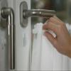 tesa Powerstrips Curtain Hooks - Self-Adhesive Curtain Hooks - Removable and Reusable - Up to 1 kg Load - 1 x 4 Pieces - White view 4