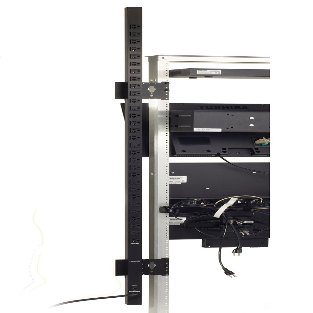 Black Box Vertical PDU 20Amp 120V 30-Outlet 5-20R L5-20P