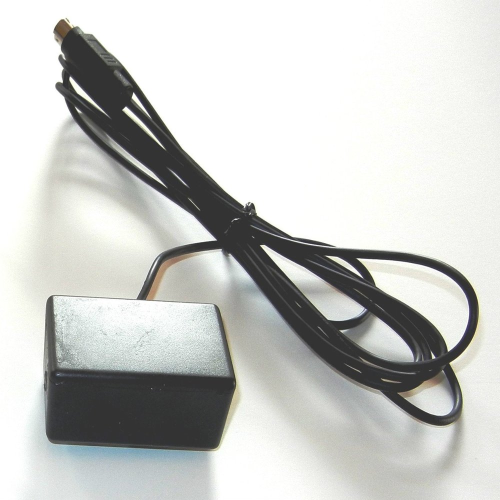 Blue Tooth Kit (Emitter 2 glasses) for DLP TV's, and any projector with 3 pin miniDin VESA emitter port
