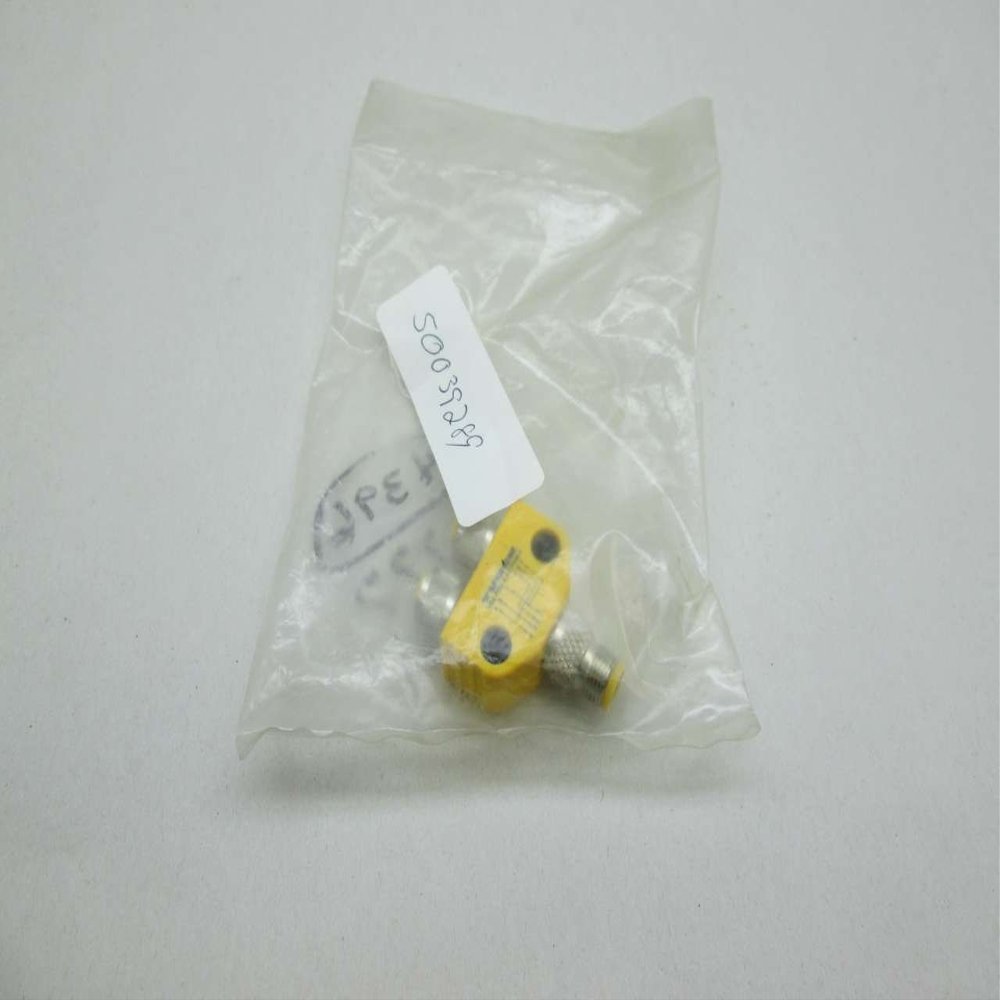 TURCK VB2-FSM 4.4/2FKM 4 (U0098), 2 Branch, 250 VAC, 2X 4-PIN Female, 4 AMP, 4-PIN Male Connector, M12 EUROFAST, Sensor Splitter
