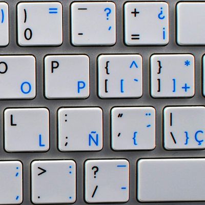 4Keyboard MAC NS Spanish - English Non-Transparent Keyboard Decals White Background for Desktop, Laptop and Notebook