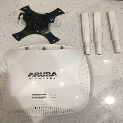 Aruba Networks AP-224 Wireless Access Point, 802.11 n/ac, 3x3:3 Dual Radio, 450Mbp per Radio, Antenna ConnectorsAruba Controller Required