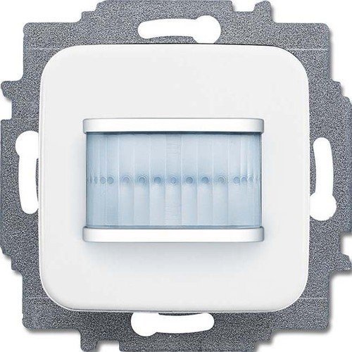 Busch-Jaeger 4011395179789 Motion Sensor Switching Actuator 6215/1.1-214 1-Way Alpine White Busch-Free@Home Bus System Motion Sensor