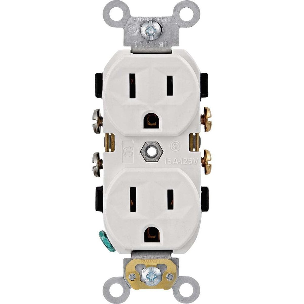 Leviton R62-CBR15-00W Outlet
