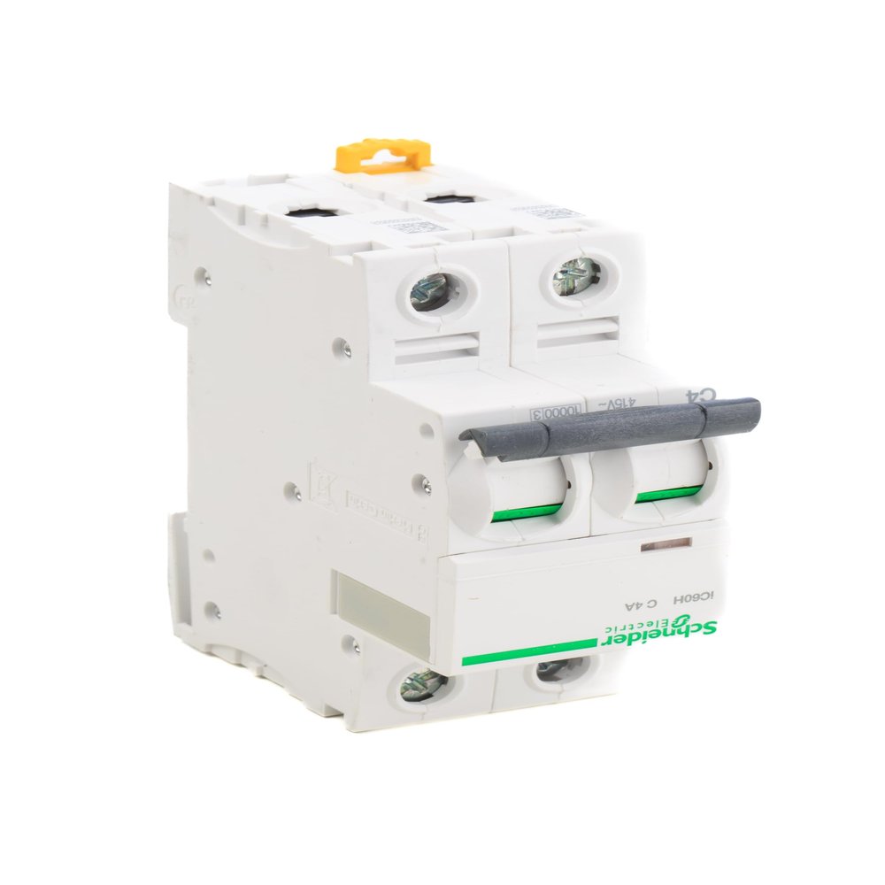 Schneider Electric A9F74404 Magnetic Thermal Automatic Switch iC60N, 4P, 4 A, C Curve, White
