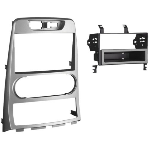 Metra Vehicle Mount For Radio . Abs Plastic . Silver "Product Type: Kits/Mounting Kits"