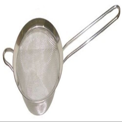 Bene Casa 4 in. W x 7 in. L Silver Strainer with Handle