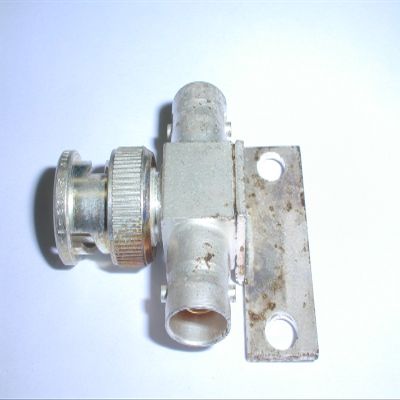 3103-1 BNC Tee Adapter Female/Male/Female with Mounting Bracket (1 piece)