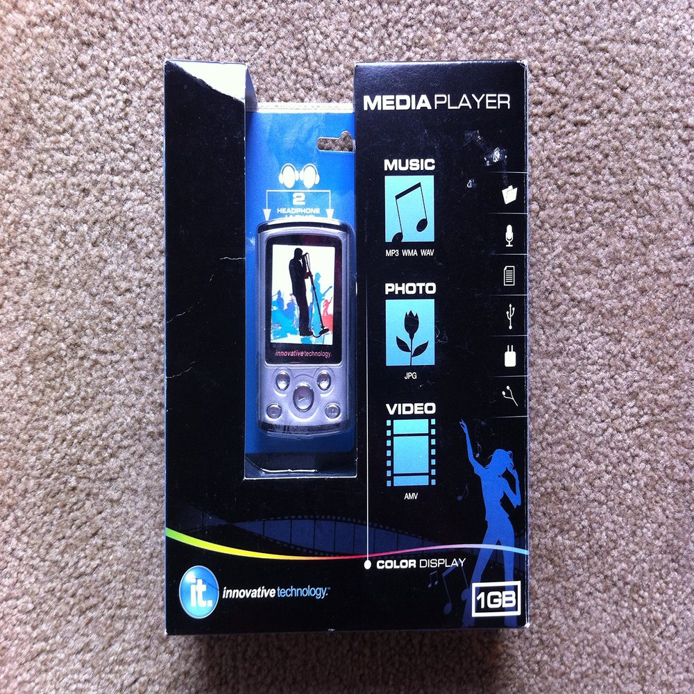 "Color Displaying" MP3 Media Player by Innovative Technologies