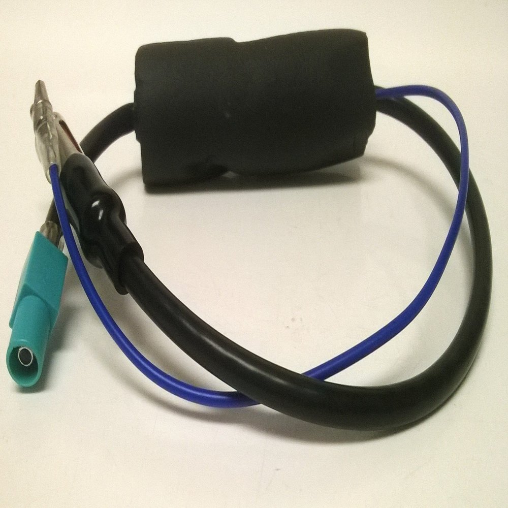 Stereo Antenna Harness Adapter for Installing a New Radio Into a Volkswagen VW, Touareg, 2010, 2011, 2012, 2013, 2014