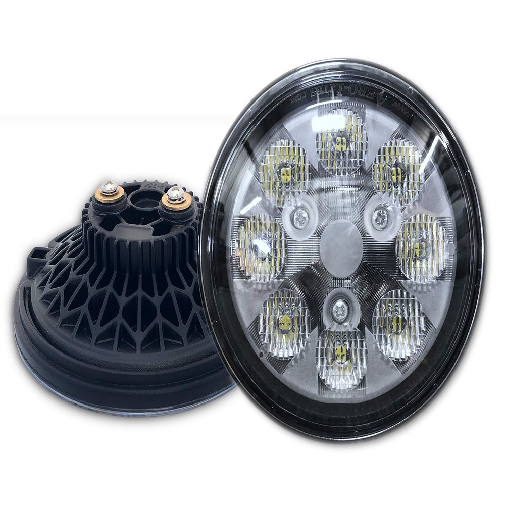"High Performance 2,100 Lumen LED PAR36 Sealed Beam Direct Replacement Lamp| 12/28VDC Compatible (Taxi (45 Flood Beam))"
