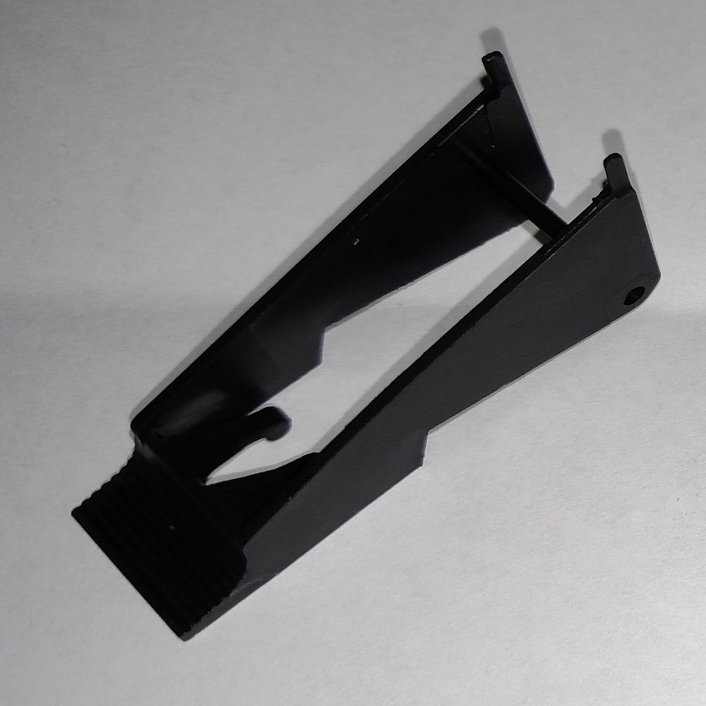 Finder, 09591.0, Retaining and Releasing Clip B