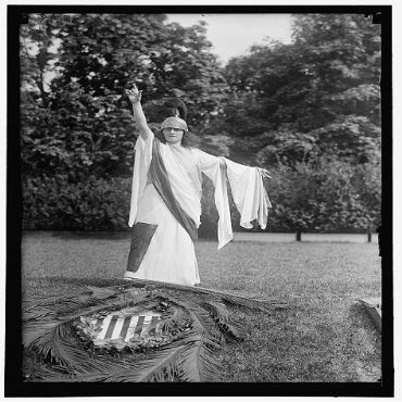 HistoricalFindings Photo: Brazil,Sylvan Theater,Greenery Theater,Outdoor Theater,Harris & Ewing,1917