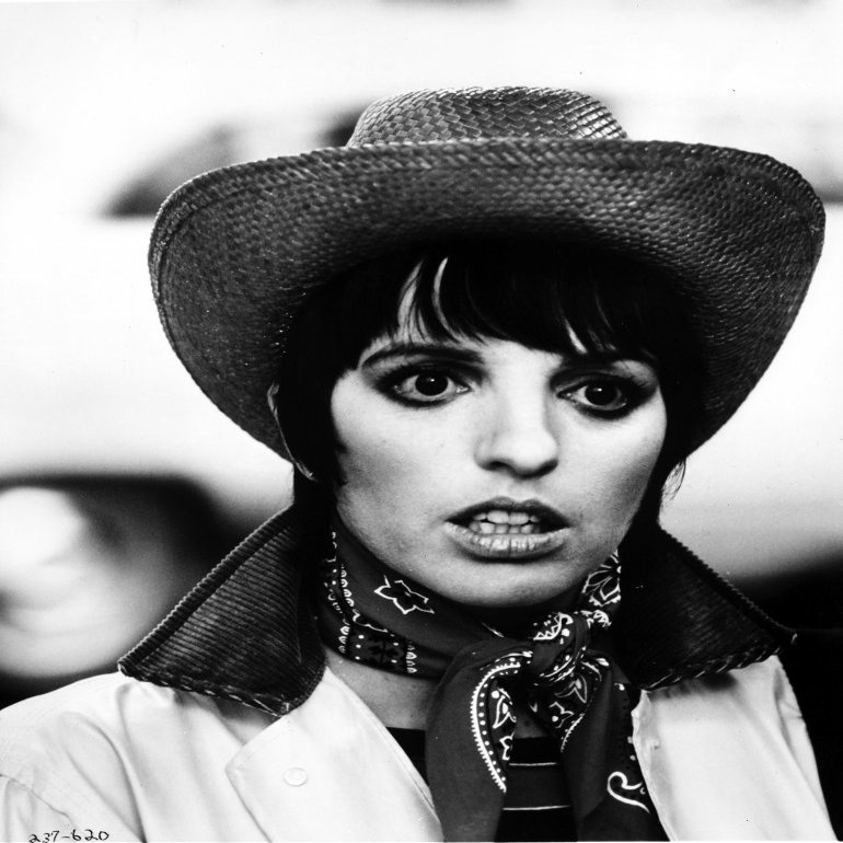 Film still featuring Liza Minnelli wearing a cowboy hat Photo Print (8 x 10)