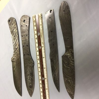 4 pieces set of 8 and 7.5 inches long hand forged Damascus steel blank blade skinning knife set, 3 to 4 inches cutting edge, compact pocket knife blanks, knife making supplies