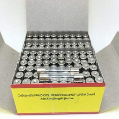 Davitu 630mm 0.1A 0.2A 0.25A 0.5A 1A 2A 2.5A 3A 3.15A 4A 5A 6A 6.3A 7A 8A 10A 12A 15A 20A Fast Blow 250V Glass Fuse Tube x 100pcs - (AMP: F3A)