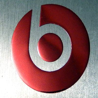 VATH Made Compatible Beats Audio Sticker (RED) 18mm [694]