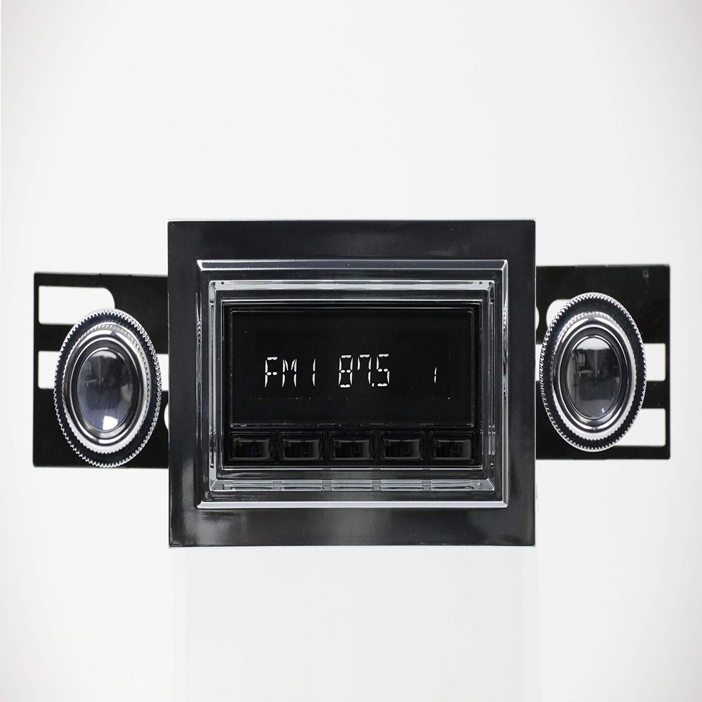 Retro Manufacturing Long Beach Radio with Black Face and Pushbuttons, Bezel & Knobs Kit LB-M4-121-08-77