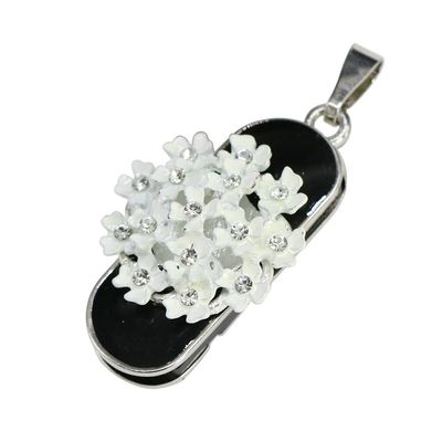 8GB Flower Necklace Model USB Drive USB Flash Drives Flash Drive Thumb Drive Flash Drives USB 2.0 Flash Drive U Disk USB Drive USB Stick Thumb Drive Flash Disk (White)
