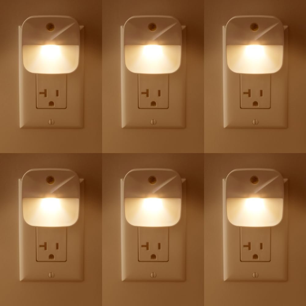 Aultra Night Light LED Night Lights Plug Into Wall - Super Smart Dusk to Dawn Sensor Activated, Automated On & Off, Used for Kitchen, Bathroom, Home Improvement, Bedroom (6-Pack)
