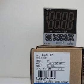 Davitu Cables, Adapters & Sockets - temperature controller E5CSL-RP QP