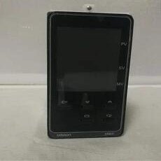 Davitu Cables, Adapters & Sockets - temperature controller E5EC-QR2ASM-800