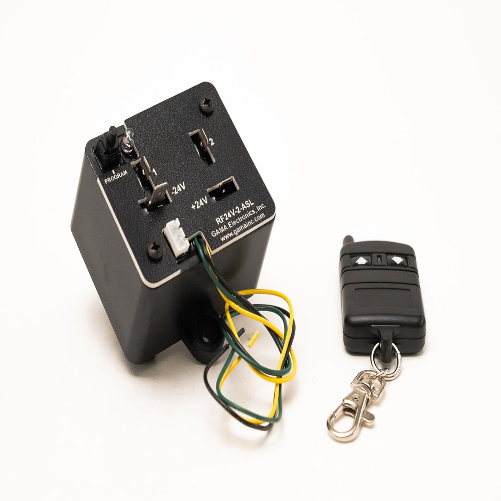 RF Remote Control System, (2) 24VDC Outputs with Auxiliary Switch Leads