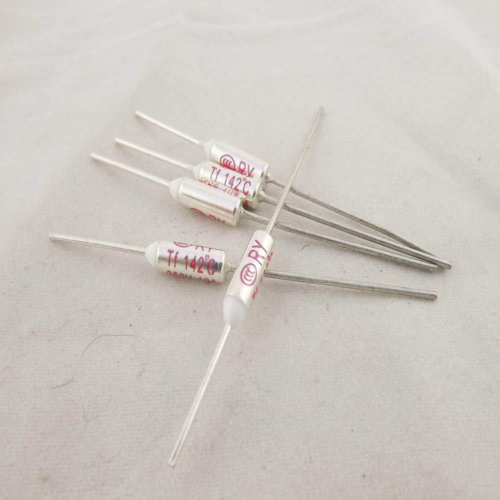 Connector and Terminal 5pcs Microtemp Thermal Fuse 142C 142 Degree TF Cutoff Cut-Off 10A AC 250V New