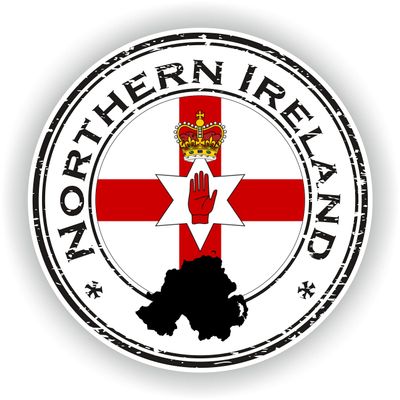 1x North Ireland Round Vinyl Waterproof Sticker - 25cm / 9.8inches