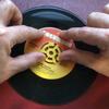 (20 Pack) Yellow Plastic 45 RPM 7 Inch Vinyl Record Adaptor - 7" Insert view 3