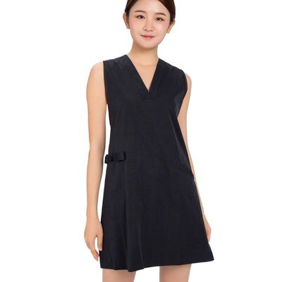 Neck Sleeveless Apron with Mesh Back Hairdresser Barber Apron for Salon with Pockets for Tools Stylish Design for Professional Use