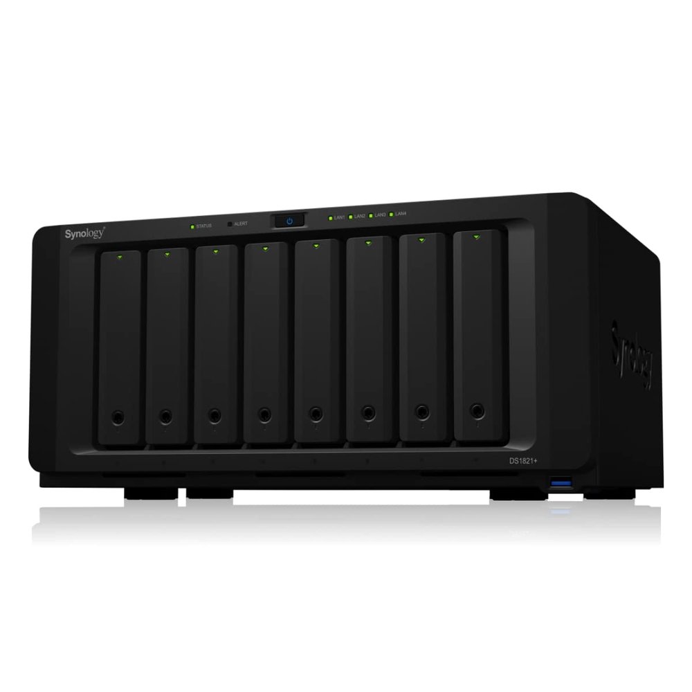 Synology DS1821+ 8-Bay Diskstation NAS (AMD Ryzen V1500B Quad-Core 2,2 GHz 4 GB DDR4 ECC SODIMM 4 x 1 GbE RJ-45 LAN-Port)