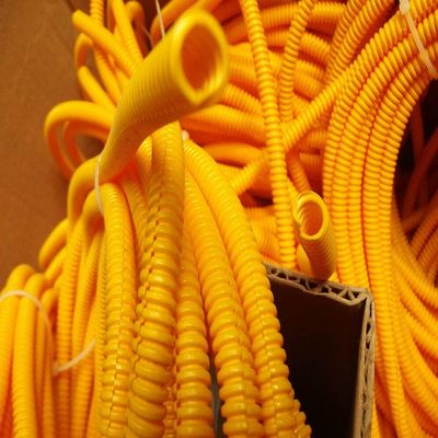 15 FT - 1/4" ID, YELLOW SPLIT LOOM,WIRE COVERING .3T.